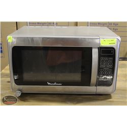 MOULINEX STAINLESS 1500 WATT MICROWAVE
