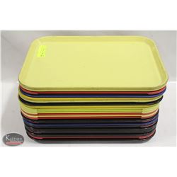 28 MULTICOLOUR TRAYS 16" X 12"