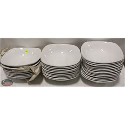 LOT OF 30 SQUARE BOWLS 9"X9"