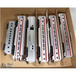 LARGE FLAT OF 0 SCALE WILLIAMS MODEL TRAIN CARS