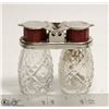 Image 1 : UNIQUE TRAVELING SALT PEPPER SHAKER KIT