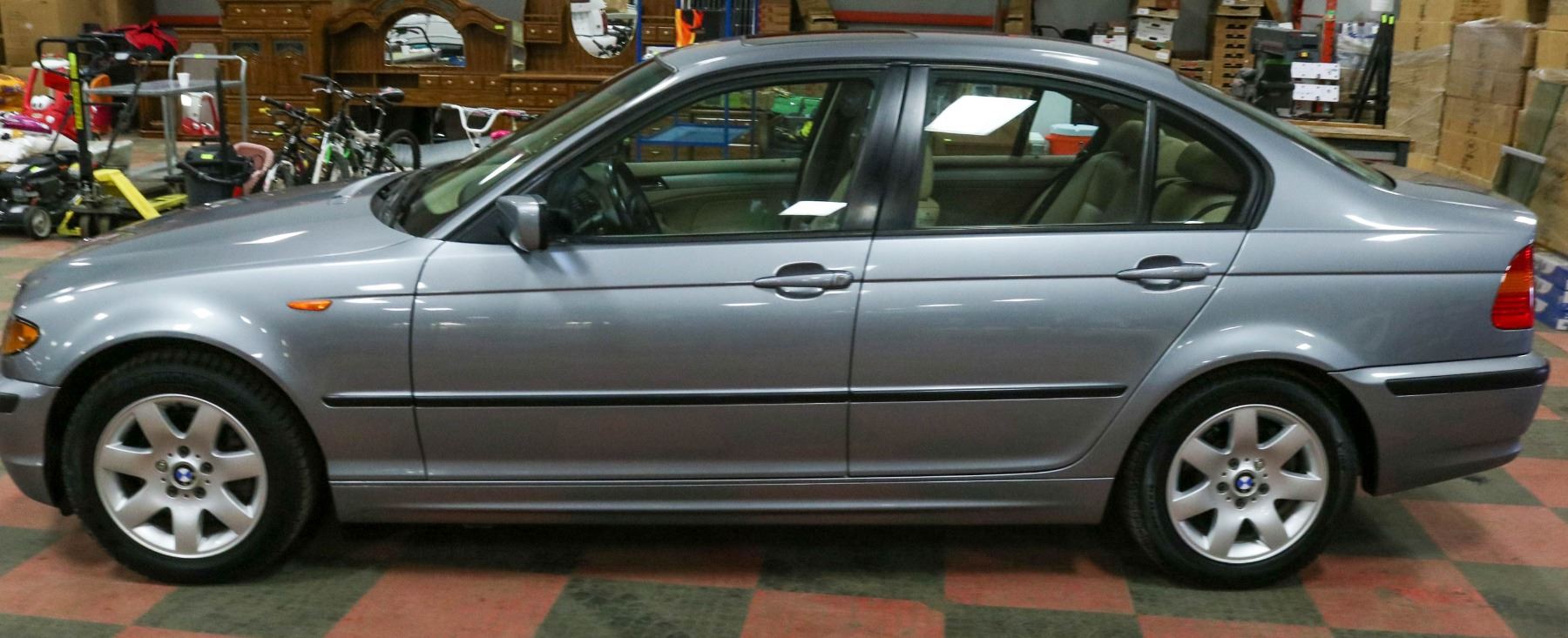 Бмв 325 2005