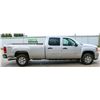 Image 9 : UNRESERVED! FLEET: 2010 GMC SIERRA  2500 SLE 4 X 4
