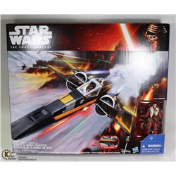 STAR WARS THE FORCE AWAKENS  POE X-WING FIGHTER