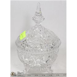 COVERED FOOTED DISH 11" TALL