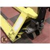 Image 2 : PALLET JACK - YELLOW