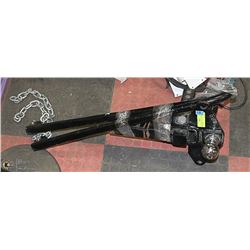 ADJUSTABLE EQUILIZER HITCH WITH BARS