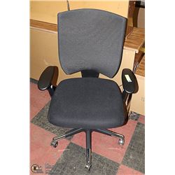 BLACK OFFICE CHAIR WITH MESH BACK &