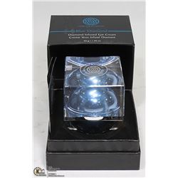 FOREVER FLAWLESS BLUE DIAMOND INFUSED EYE CREAM