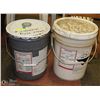 Image 1 : 2 PAILS OF COMMERCIAL CLEANER