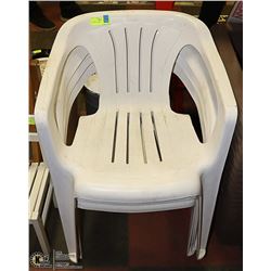 4 PLASTIC CHAIRS