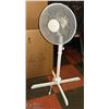 Image 1 : ROOM FAN - ADJUSTABLE HEIGHT, OSCULATING