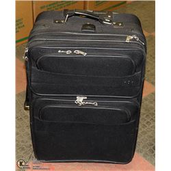 LARGE BLACK ELEGANCE COLLECTION SUITCASE W/