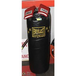 EVERLAST HEAVY BAG WITH GLOVES