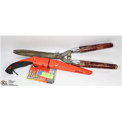 GARDEN SHEARS & HAND SAW