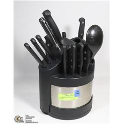 12-PC FARBERWARE KNIFE SET IN ROTATING