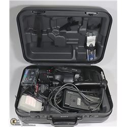 SONY VIDEO 8 HANDYCAM IN HARD CASE WITH
