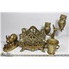 Image 1 : MISC BRASS ORNAMENTS  AND NAPKIN HOLDER