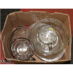 BOX WITH OVENWARE ANCHOR HOCKING & MORE