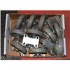 Image 1 : BOX OF 12 CASTORS