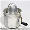 Image 1 : ANTIQUE GEM SQUEEZER HAND CRANK JUICER