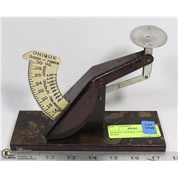 ANTIQUE GENERAL STORE EGG SCALE