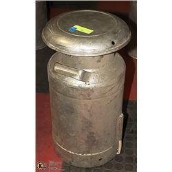 ANTIQUE DAIRY MILK CAN