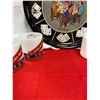 Image 2 : 6 CJOR Monte Milk Glass Mugs with Las Vegas Drink Tray