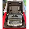 Image 1 : Vintage Eaton Viking Electric Type Writer with Case