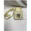 Image 2 : Nice Vintage Cream Coloured Rotary Phone