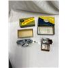 Image 2 : 2 Vintage Arrow-View 35mm Slide Viewers in Original Boxes