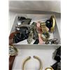 Image 2 : Small Box Lot of Vintage Watches