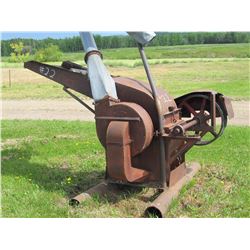 ANTIQUE HIGH CAPACITY PTO GRAIN CRUSHER