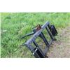 Image 2 : 3 PTH BALE FORK