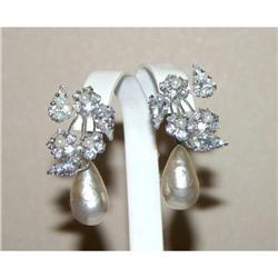 Stunning Vintage Rhinestone Dangle Earrings #964358
