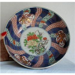 ARITA IMARI BOWL KAKIEMON FLORALS. 19TH CENTURY #977967