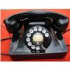 Image 1 : BAKELITE PHONE WITH INTERNAL RINGER  #978208
