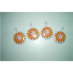 Elsie Advetisng Pins #993280