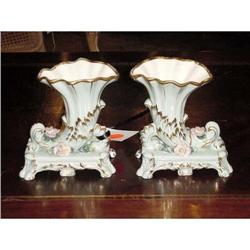 662 - Pair of Porcelian Cornecopia #993369