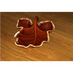HULL BROWN DRIP LEAF SHAPED TRAY #1006382