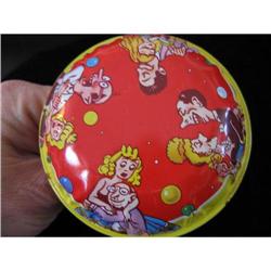 New Year's NOISEMAKER--COMIC COUPLES #1006579