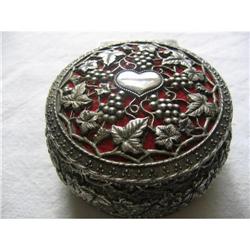 Openwork Trinket Box-Heart & Grapevines #1006616