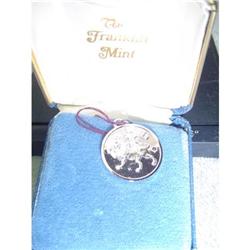 FRANKLIN MINT - SS ZODIAC PENDANT/CHARM " LEO" #1006676