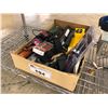 Image 1 : BOX OF ASSORTED UTILITY AND HUNTING KNIVES