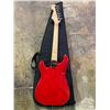 Image 2 : SQUIRE MINI BY FENDER S/N ICS 14214739 MADE IN INDONESIA ELECTRIC GUITAR WITH SOFT CASE