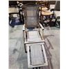 Image 2 : VINTAGE FOLDING LAWN CHAIR