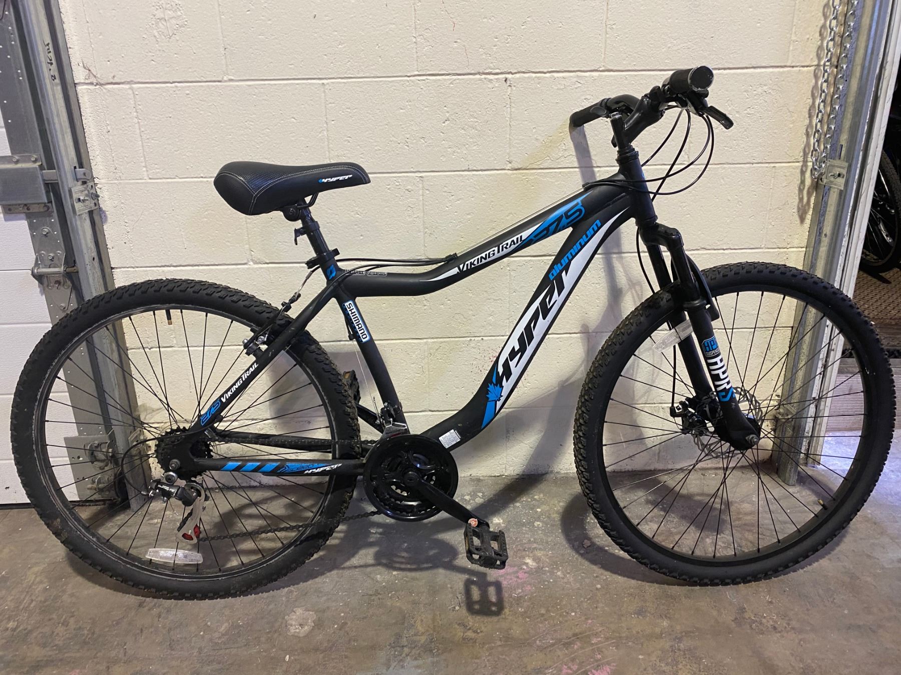 HYPER VIKING TRAIL 21 SPEED BICYCLE