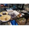 Image 1 : ASSORTED HOUSEHOLD/KITCHEN ITEMS