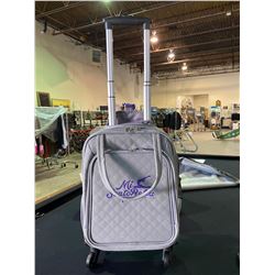 MI SENTOBELLA CARRY ON SUITCASE WITH WHEELS AND ORGANIZERS INSIDE, GREY QUILTED LOOK