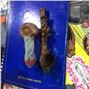 Image 2 : ASSORTED COMICS, COINS OF THE WORLD, GARMIN NUVI GPS, & 2 PIPES